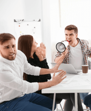 原因をつくっているのが、社長や役員？