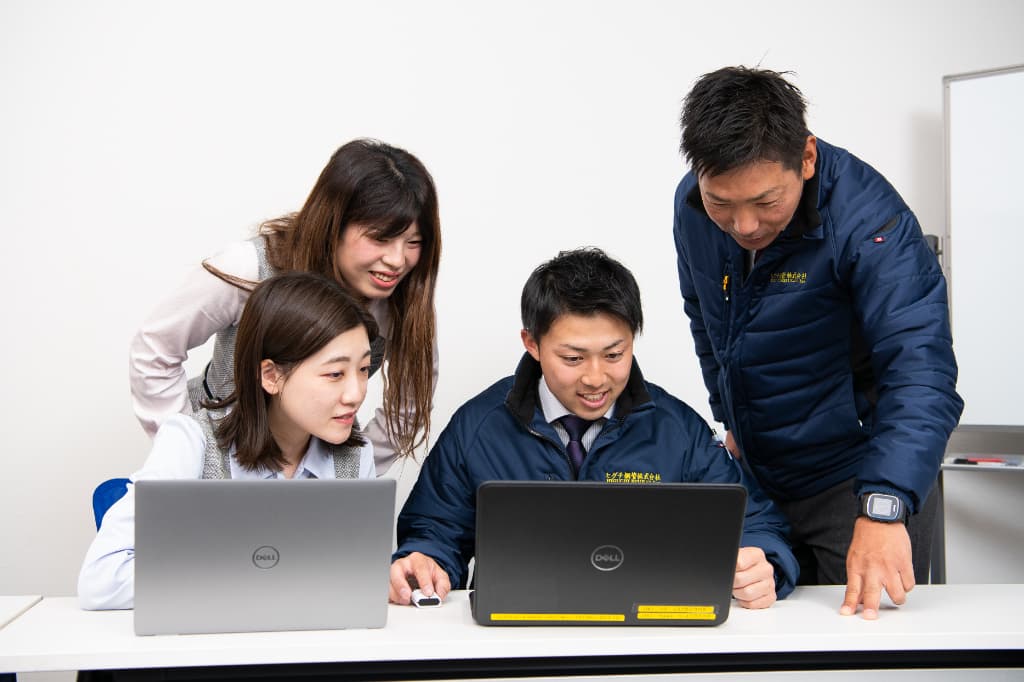 松村 井上 樋口 4種 金属材料の製造・販売業の2代目が挑むDX（前編）～ヒグチ鋼管株式会社～