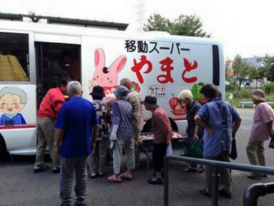移動販売車「やまと号」